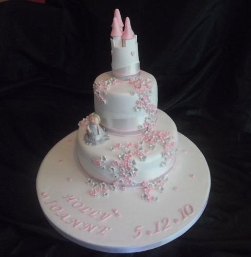 Christening cake - a fairytale castle for a fairytale christening