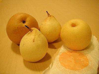 Asian pears - Asian pears, source from Korea, China, Taiwan and some of the place which have winter.