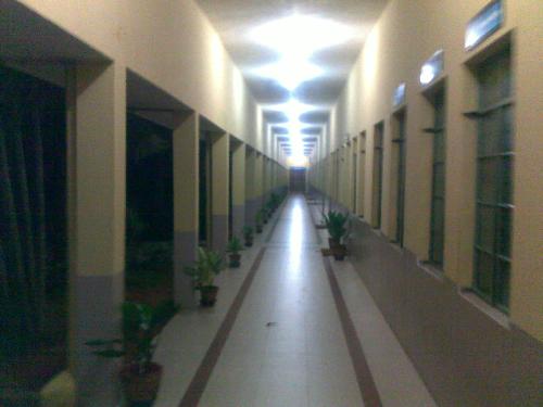 infinite view ......but at the end there is my fav - this is my college veranda i like to move in this path