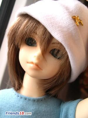 Cute face - She is having a cute face......
