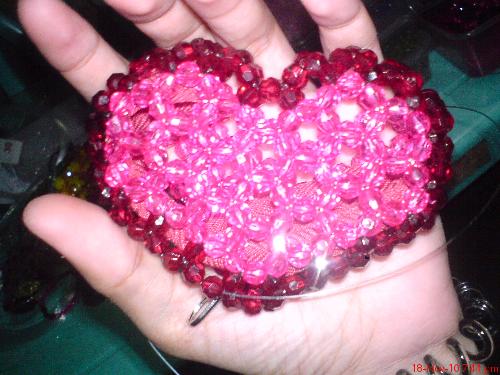 coin purse - heart shape coin purse, made of beads 