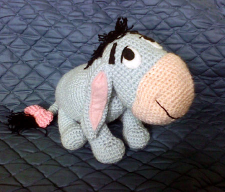 eeyore amigurumi - Why spend a fortune at the disney store! When you're good enough you can make your own eeyore, and he's quite a little cutie! Amigurumi is a form of crocheting whereby you crochet toys or animals and then stuff them with soft stuffing to make cuddly toys, or with dried peas/beans to make beanies.