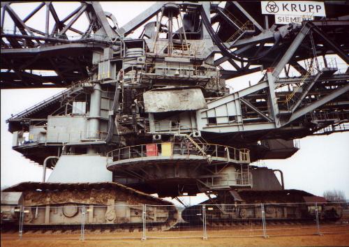 bucket wheel excavator - the bwe 288 as viewed from the side