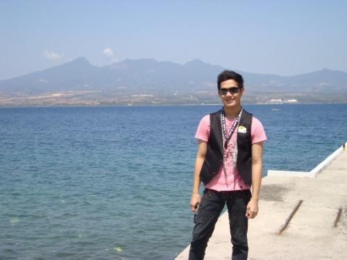 me - my picture in corregidor island in the philippines..^_^