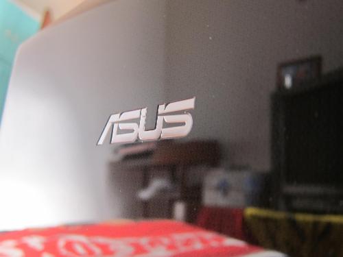 Laptop - Asus K42JC.. my new toy after my Lenovo crashed on me! grrr!!