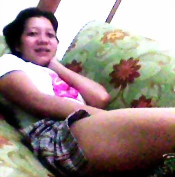 My Girl Friend - This is my girl friend nd pic. Is she's bautifull and so sexy...even when she's just like that pose...don't you think?