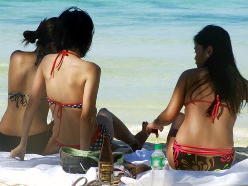 Bora memories - We enjoy eating ripe mangoes under the sun!!! I miss the relaxed life on the shore.