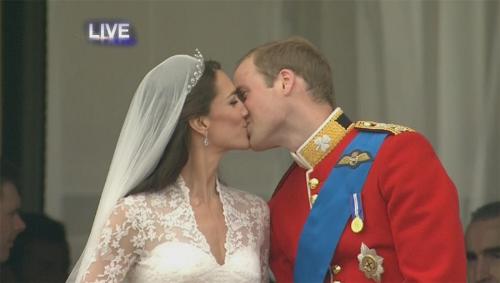 The Kiss - The Duchess of Cambridge (Kate Middleton) and Prince William (Prince William, Duke of Cambridge) on the balcony for their first kiss as man and wife.