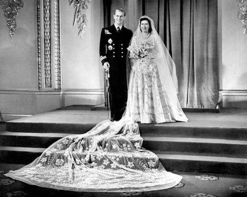 The future queen - In Novemebr 1947,Qeen Elizabeth,then just a princess,married Prince Philip who was named late a Prince and the Duke of Edinburg. Wow! Thw Queen and Prince Phiiip have been married 63 yrs so far! Wow!