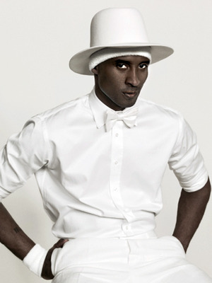 Really? - Kobe Bryant looks realy freaky in this photo! yikes!