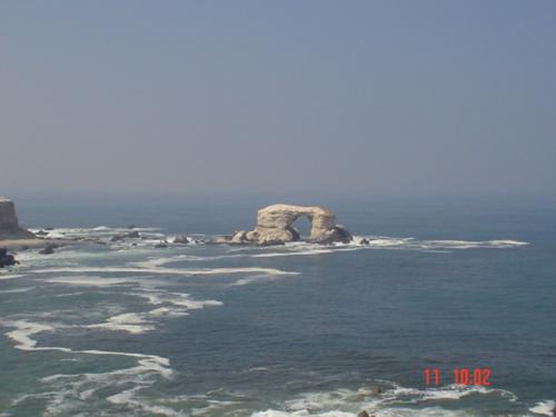 Chile: La portada de Antofagasta - This is a beautiful rock formation in the city of Antofagasta, in the north of Chile