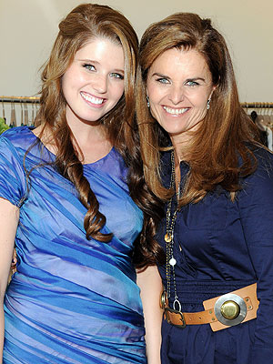Oldest Daughter - This Katherine Scharzenegger and her mom Maria Shriver. Katherine is the oldest child of Arnold and Maria.