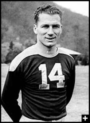 Don Hutson - Probaly the greatest wide reciever the Green Bay Packers have ever had!