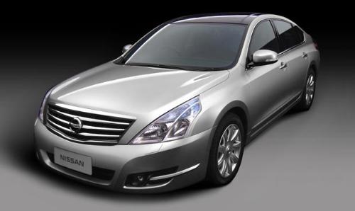 Nissan Teana - A very much better looking car from Nissan, comparing to the Cefiro.