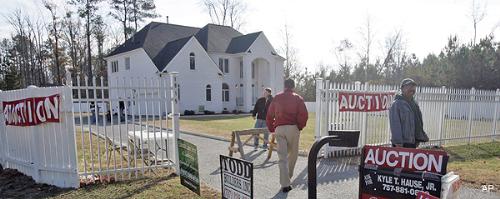 Vick's house - The house Michael Vick's in Virgina,where he had his dog fighting kennel,was bought by a dog resuce group,believe it or not!