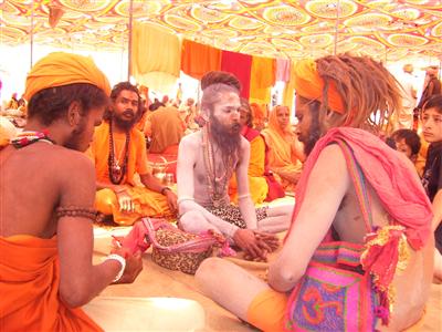 Sadhus of India - These cheats of India pose as divinely connected and keep on cheating innocent, rather foolish, people.