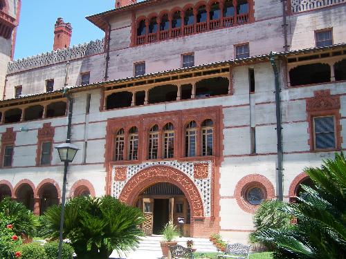Old Hotel entrance/flagler college - Old Hotel entrance/flagler college