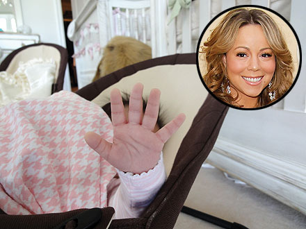 Diva in the making! - Mariah Carey's 2 month old daughter Monroe is allready showing off her diva skills! Cute!