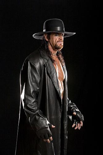 wwe - wwe legendary superstar the deadman 'undertaker'