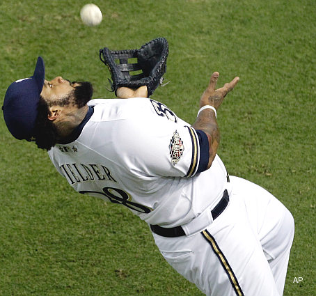 Prince Fielder - Milwaukee Brewers Prince Fielder making a crazy catch at last night's All-star game.