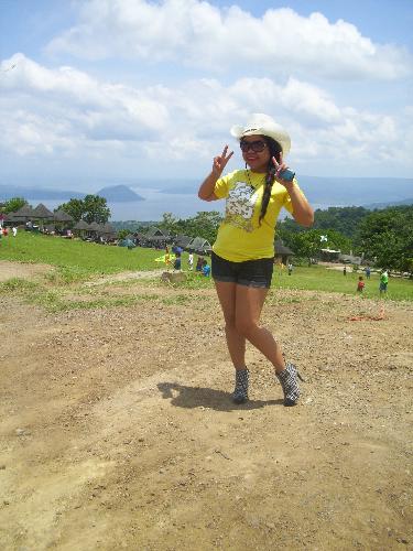 me - @ picnic groove,tagaytay city