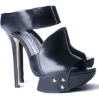 mules - I can't wer heels and I some woman love to torture their feet!