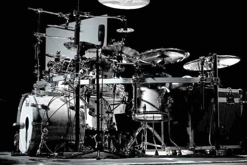 drums - a very big redundant drum set.