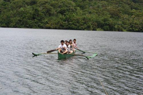 Boating - Boating with friends