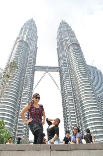 petronas - me and my friends infront of petronas