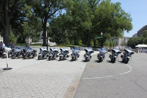 Motorcycles - Motorcycles by the White House.