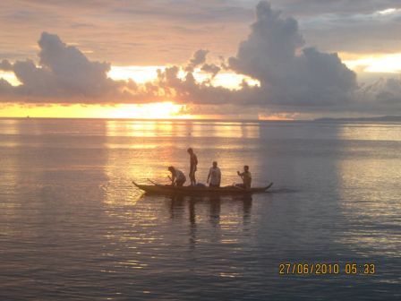 sunrise - I took this photo at one of the beach resort in Negros Oriental, Philippines. the place was fascinating and the personnel in the place was very accommodating. We had lots of memorable experiences there. Hope i could visit the place for the second time someday.