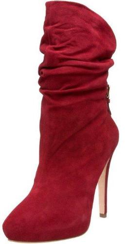 Red boots - I can't wear this.