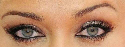 Aishwarya Rai's Eyes - Indian film actress Aishwarya Rai's eyes are the most beautiful i have seen and it attracts me .