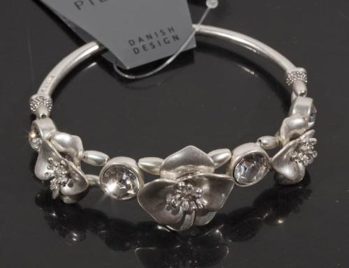 jewelry made in china  - very beautiful