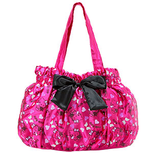 hello kitty bag - i want to have one of this bag..=)