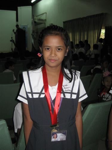 My daughter, Alyanna - Being on overall top 4 in her 3rd grade last year of 2010. I&#039;m happy that I have Alyanna as a daughter. She&#039;s my eldest and still a baby to me...
