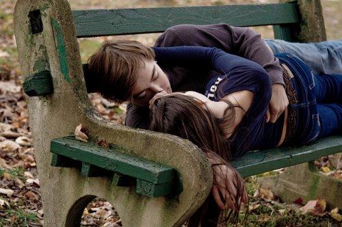 Kissing or just cuddling? - Kissing on the park?