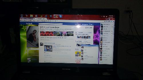 My laptop in action - Nice laptop