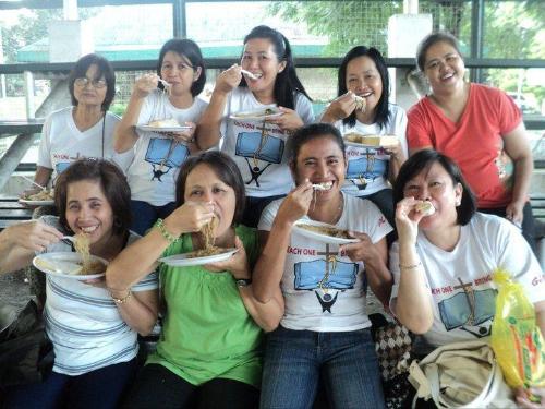 Happy Faces - Happy People Know How to make Fun