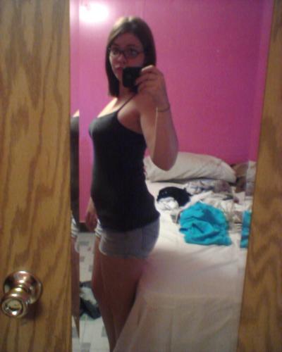 One hot Momah - Mirror picture