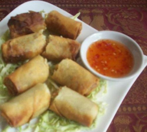 Fried lumpia roll - Mixed vegetable rolled into one