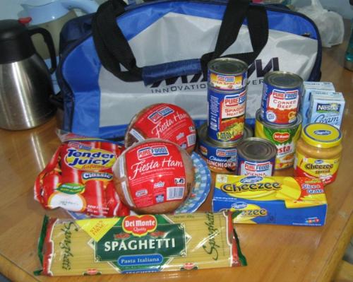 The grocery package with sports bag giveaway from  - These were the inclusions of the package. Mostly Purefoods products. Oh, I love the ham! Glad it&#039;s 2 pieces...