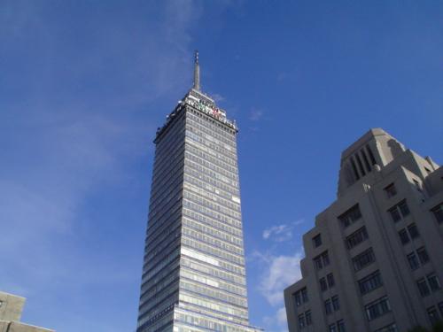 Skyscraper at Ciudad de Mexico - A skyscraper at Mexico City.