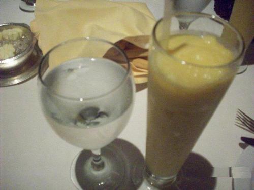 Fresh mango juice - Fresh and cold