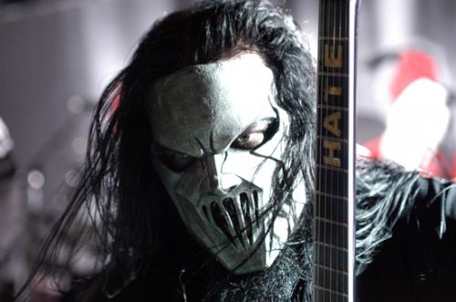 mick - Mick Thomson, one of the guitarists from Slipknot. He is my favourite character from the band, and he actually has the same style as me.