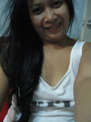 Taken last night... - ... I just noticed my hair was this long now!
