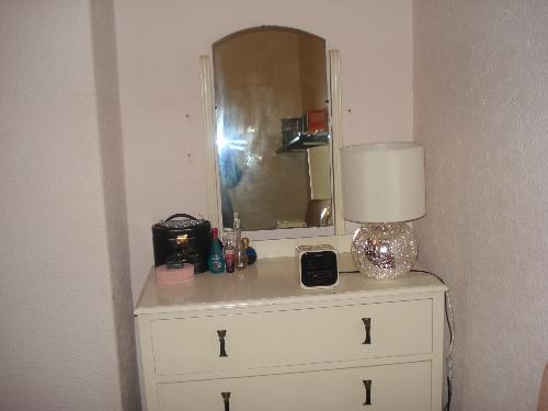 Lamp on Dressing-Table - Lamp looks better on here! Lamp on Dressing-Table - Lamp looks better on here!