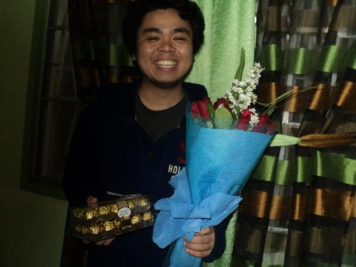 Flowers and chocolates - Wonderful ways to say I love You!