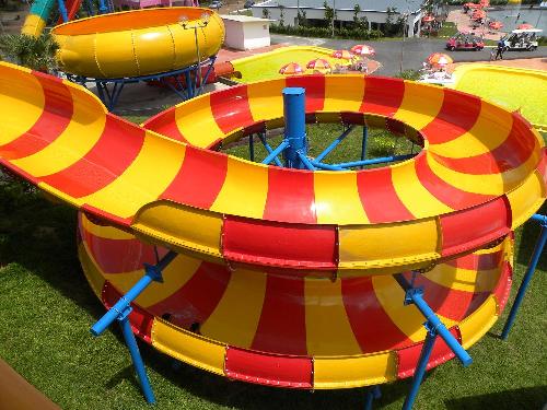 Float Slide and Tornado Bowl - This is the Float slide and Tornado Bowl installed at Melaka , malaysia. This is installed by the company , i work in.