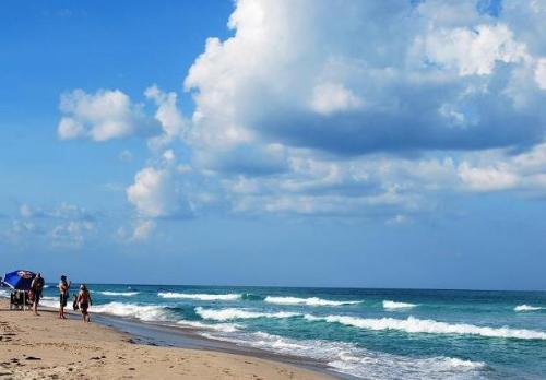 Beach - An Awesome Place